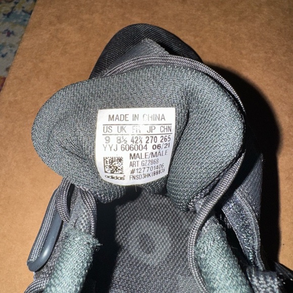 Adidas Powerlift Black Athletic Shoes - Picture 5 of 6